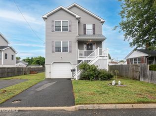 521 Columbia Avenue, Union Beach, NJ 07735