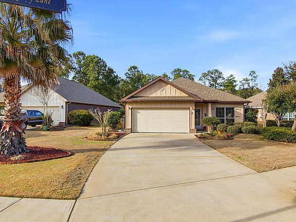 3rd image of 11 Hemingway Ln