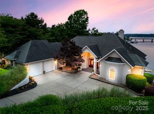 16108 Woolwine Rd, Charlotte, NC 28278