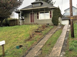 2221 Meade St, North Bend, OR