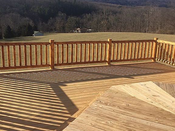 3rd image of 16800 Trails End Ln SE
