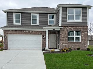 122 Hunters Ridge Dr, Danville, IN 46122