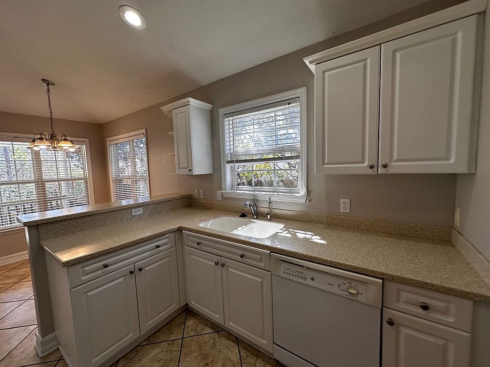 2620 Heathrow Dr, Tallahassee, FL 32312 Zillow