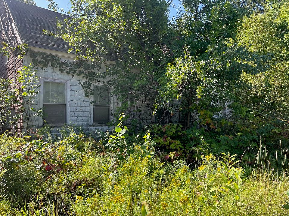 1st image of 16 Liberty St