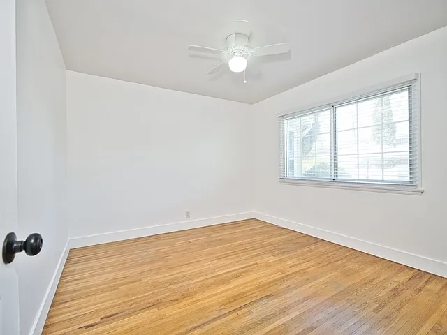 6153 Clybourn Ave #6153 — Photo 12