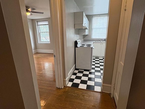 5th image of 963 Ponce De Leon Ave NE APT 213