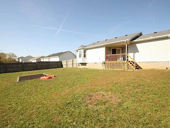 3rd image of 254 Golden Pond Ave