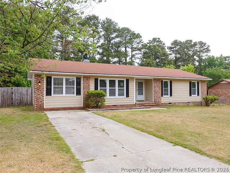 6714 Seaford Dr — Photo 2