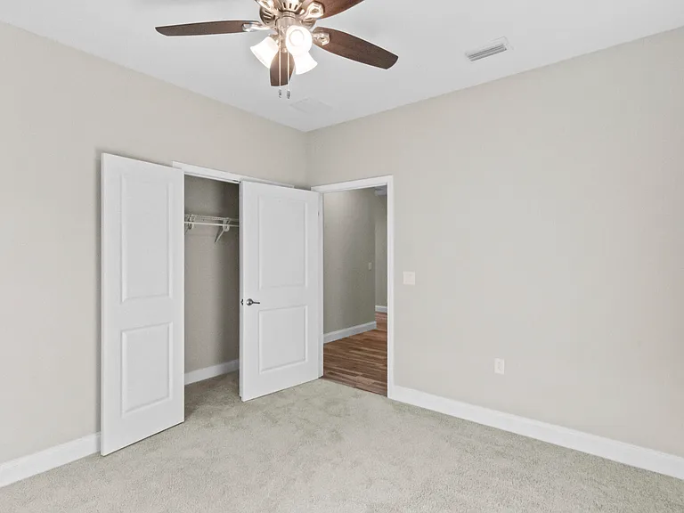 949 Kenzie Ln — Photo 24