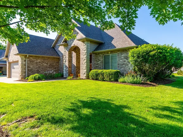 5207 Thornbrook Pkwy, Columbia, MO 65203