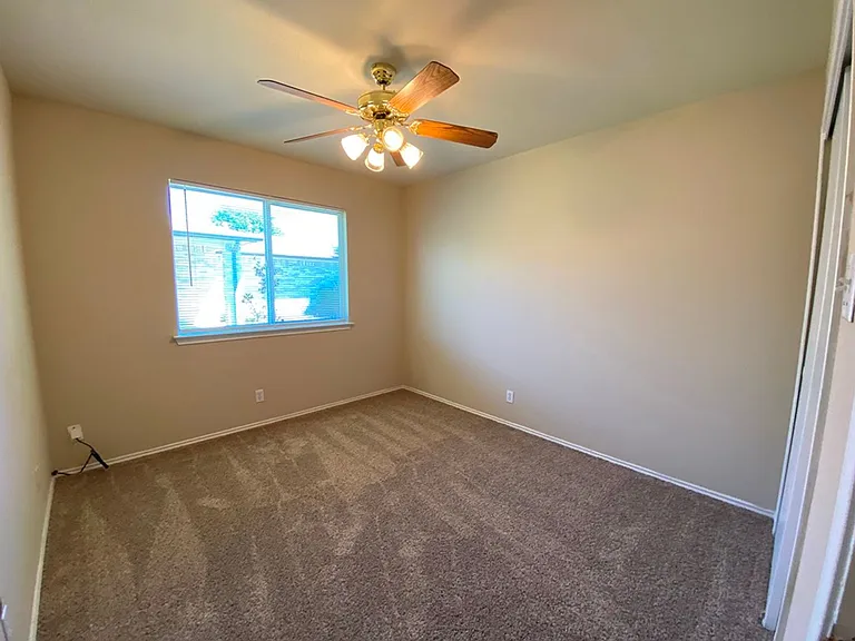218 Jennifer Ln — Photo 29