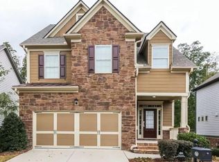 6832 Big Sky Dr, Flowery Branch, GA 30542