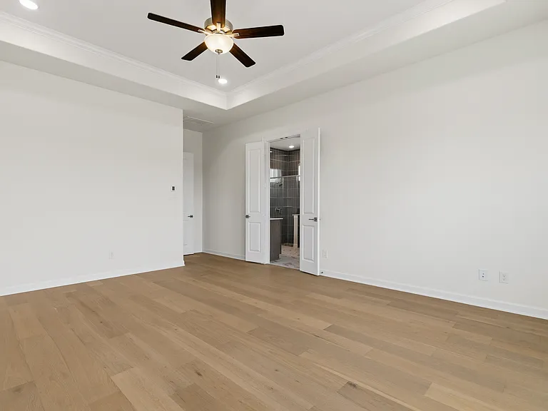 5901 Maddie Ann Dr — Photo 28