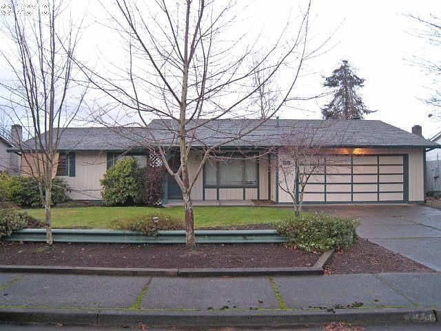 1st image of 1941 SE 53rd Ave