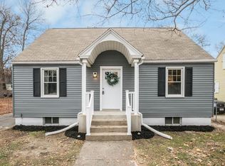 72 Blaine St, Springfield, MA 01108