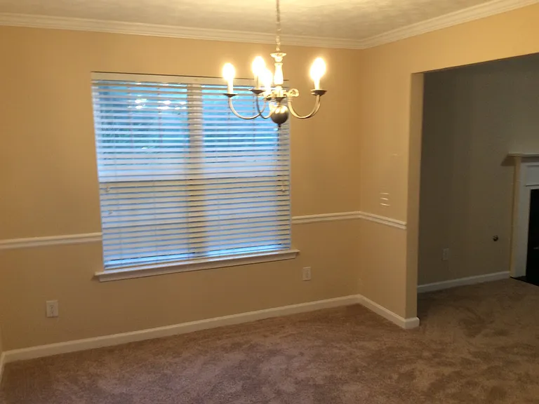 4015 Yellow Pine Ct — Photo 7