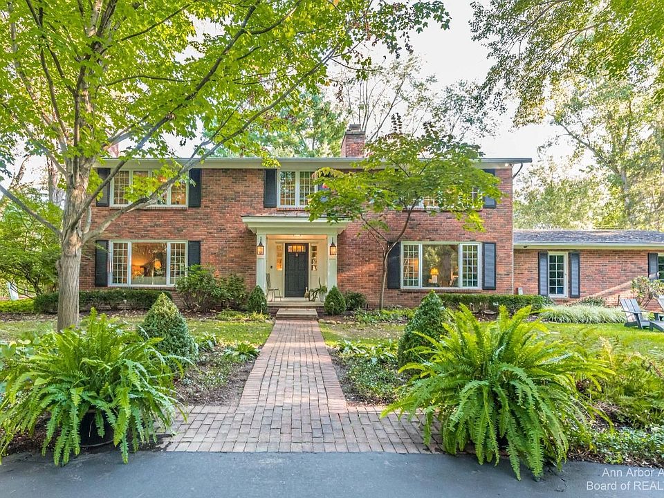 1st image of 3311 Woodlea Dr