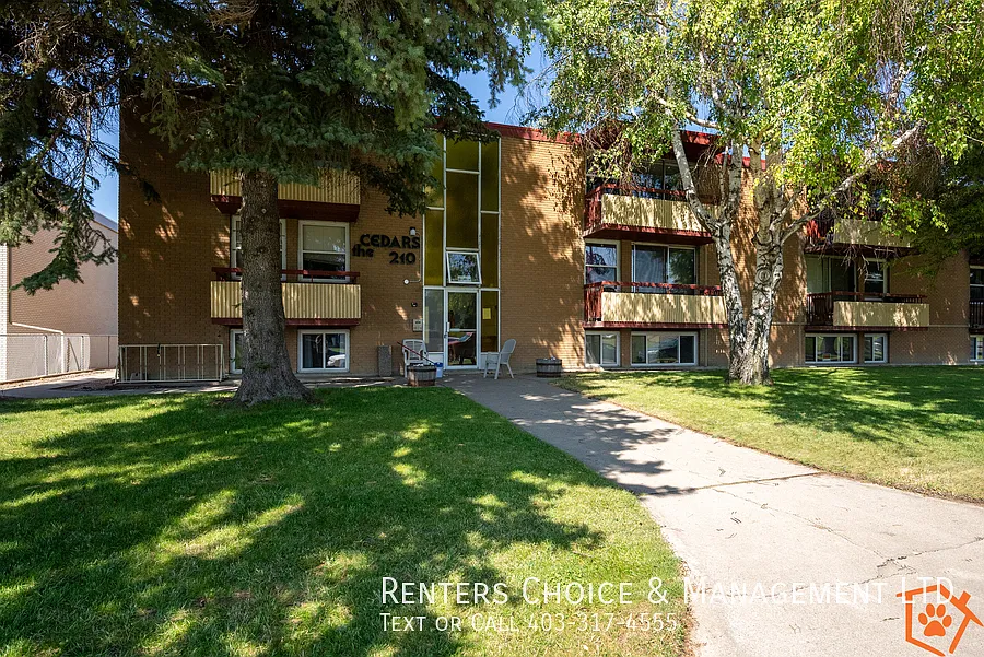210 Mayor Magrath Dr N #204