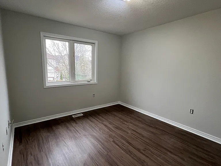 236 Blackburn Dr — Photo 14