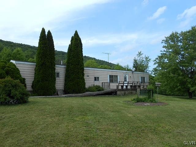 1st image of 162 Monroe Dr