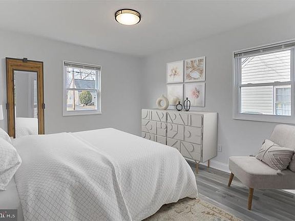 4th image of 128 Martin Dr