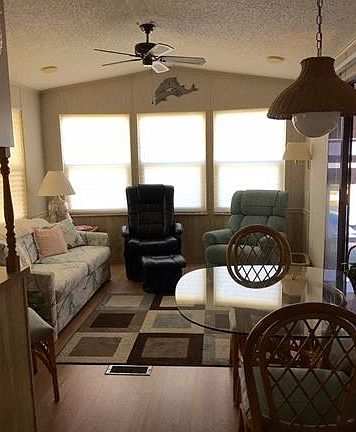5th image of 4521 Mayflower Way E
