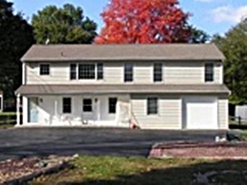 1st image of 114 Weinmanns Blvd #2