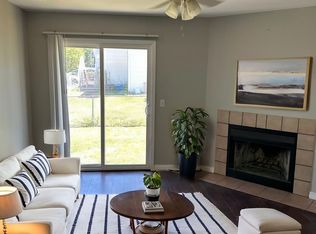 1011 Mazatlan Cir APT C, Colorado Springs, CO 80910