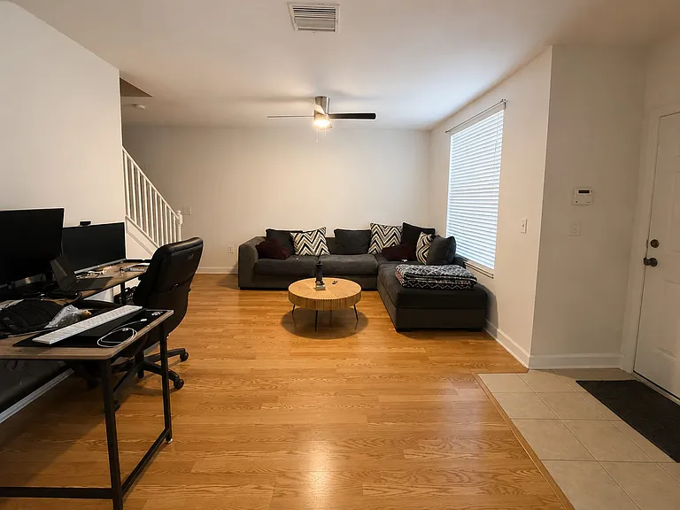 1535 Blue Magnolia Rd #1535 — Photo 6