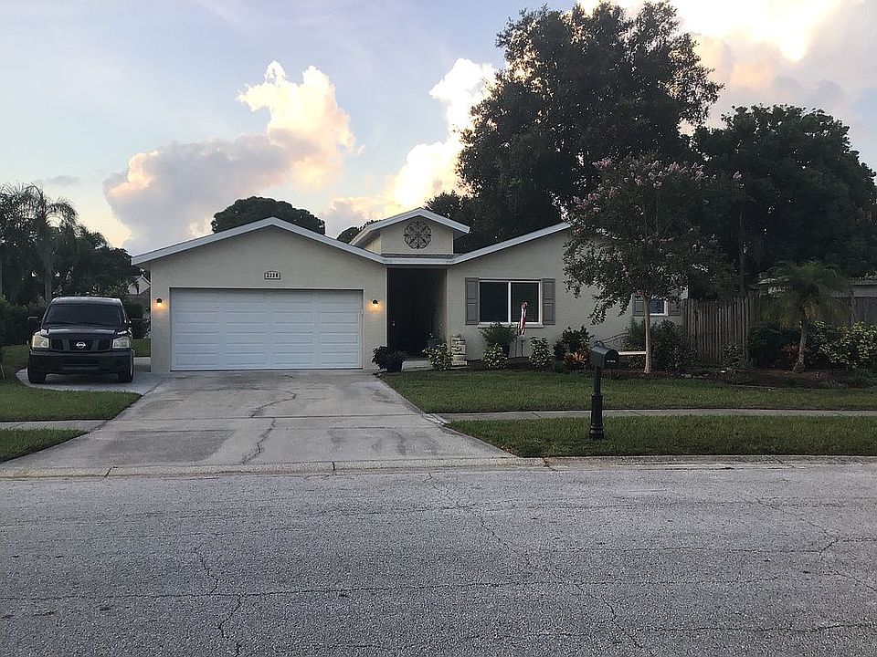 1st image of 2330 Newton Dr