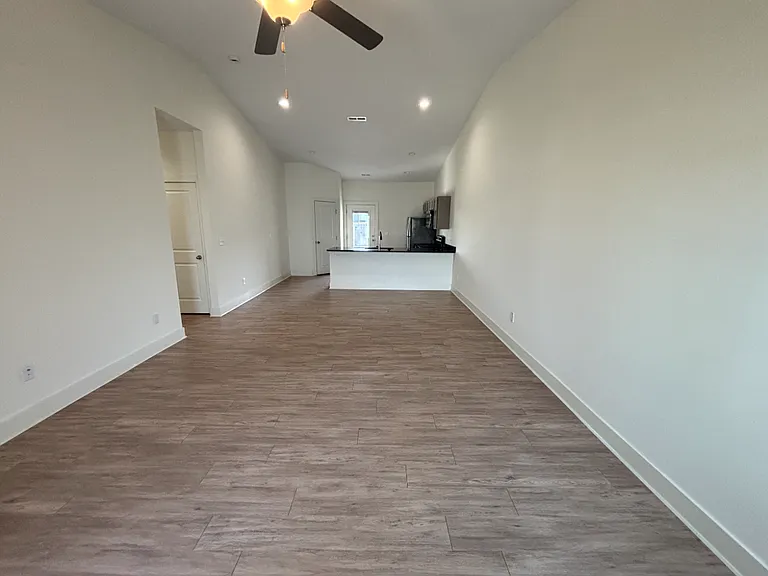 1711 S Hickory Creek Ct — Photo 2