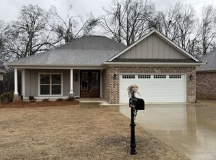 1021 Ida Grace Trl, New Albany, MS 38652