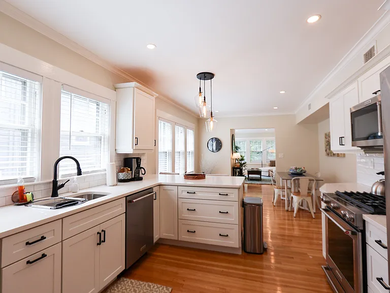 247 Savin Hill Ave — Photo 2