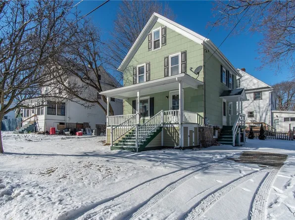 5 Margaret St, Alexandria Bay, NY 13607