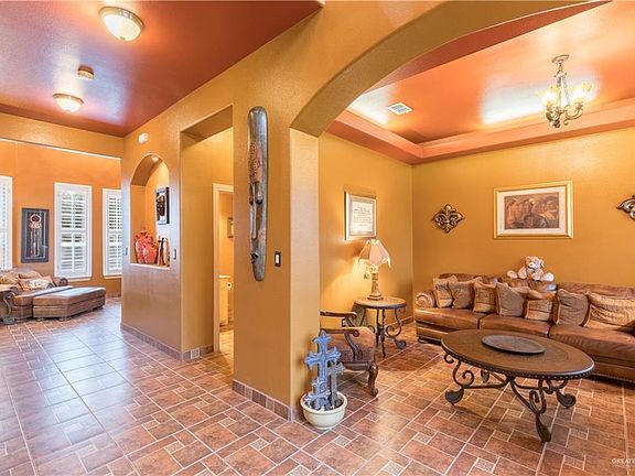 2nd image of 1710 Solar Dr