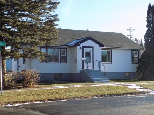 101 S 3rd St, Keewatin, MN 55753
