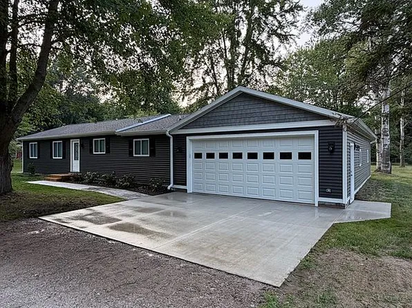 9575 E Broomfield Rd, Mount Pleasant, MI 48858