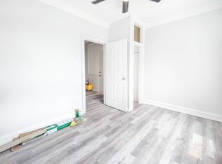 829 N Pulaski Rd #1R, Chicago, IL 60651