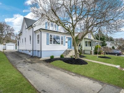 4 Freeman St, Roseland, NJ, 07068