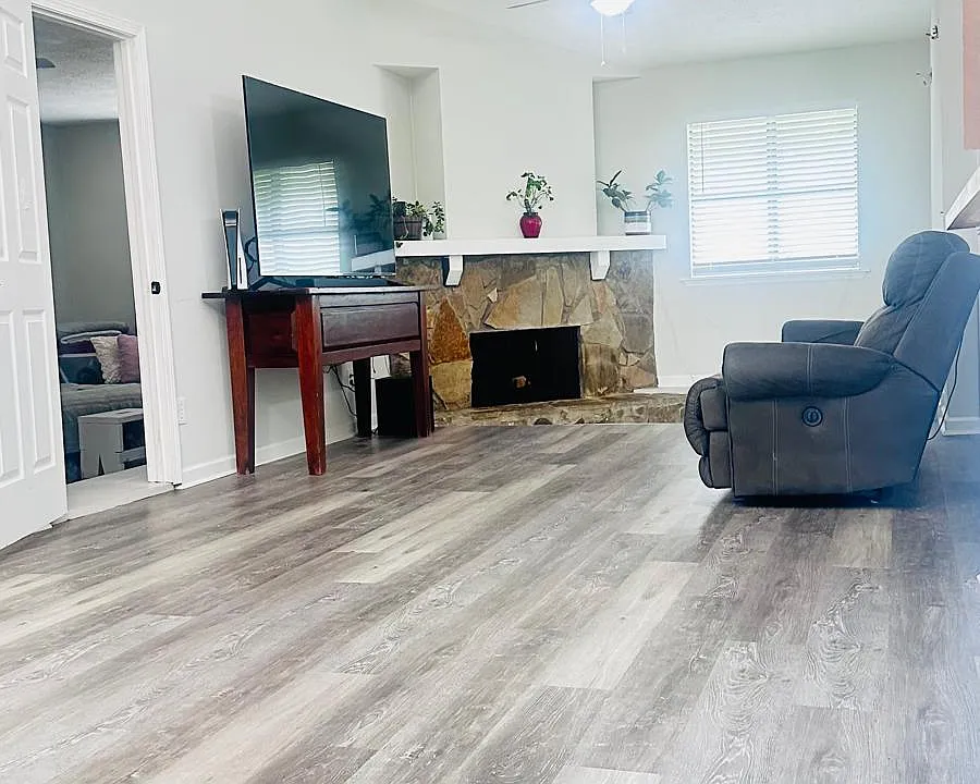 2418 Samia Dr