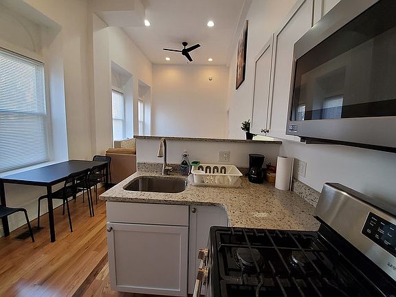 2nd image of 2101 S Ashland Ave