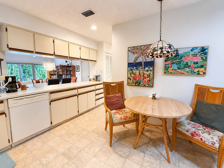 4225 Gull Cv — Photo 12