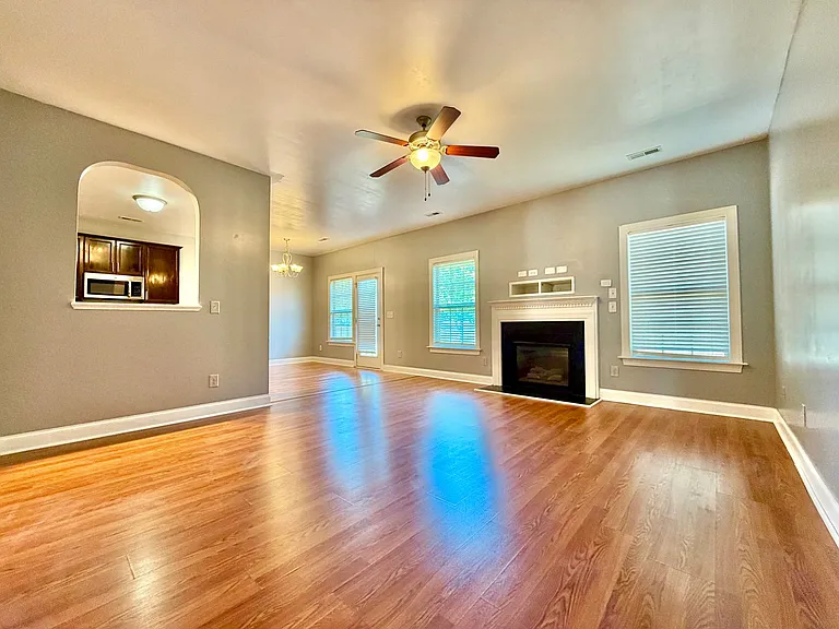 4601 Fonso Dr — Photo 6