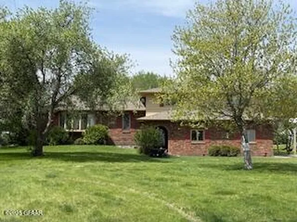 6727 Highway 81, Grafton, ND 58237