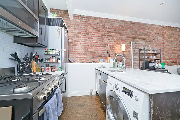 Rented by Living New York | media 3