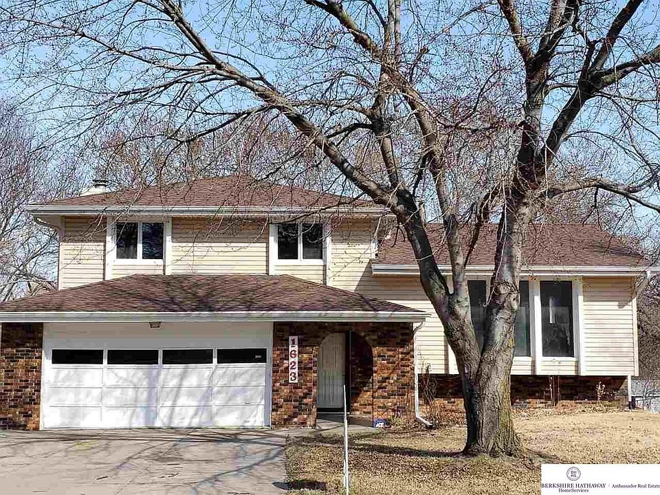 1st image of 1623 Peterson Dr