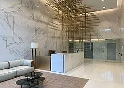 85 Wood (Axis Condos) — Photo 2