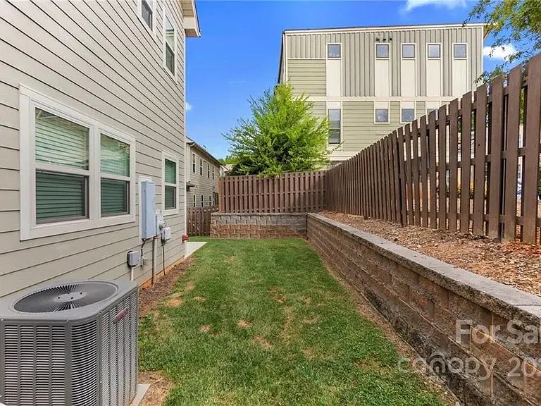 733 Herrin Ave — Photo 25