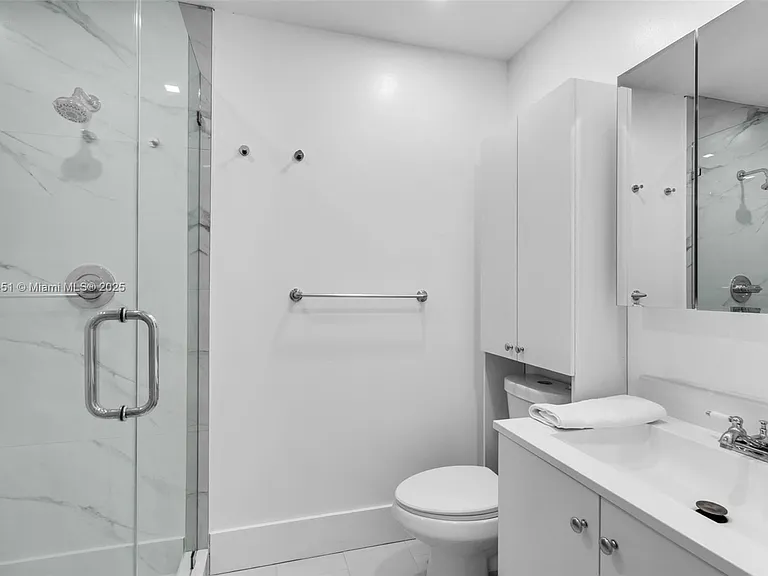 17493 SW 142nd Pl #1 — Photo 2