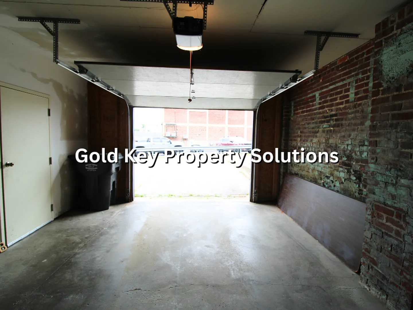 113-115 E 9th Street — Photo 3